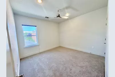207 Adrian Drive, Fort Worth, TX 76107 - Photo 11