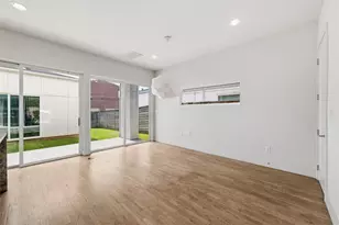 207 Adrian Dr, Fort Worth, TX 76107 - Photo 13