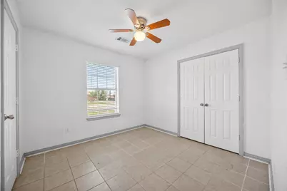 5848 Keeneland Parkway, Dallas, TX 75211 - Photo 23