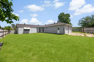 5848 Keeneland Pkwy, Dallas, TX 75211 - Photo 25