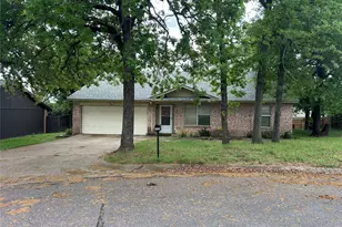 4604 Elm Branch Dr, Arlington, TX 76017 - Photo 11