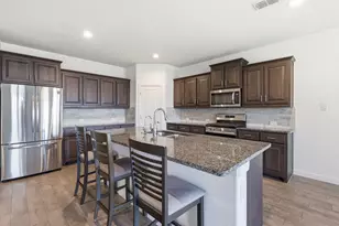 1044 Blackhorse Trl, Fort Worth, TX 76247 - Photo 5