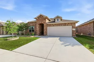 1044 Blackhorse Trl, Fort Worth, TX 76247 - Photo 3