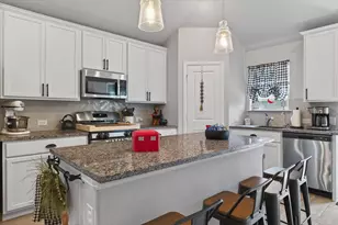 14136 Danesdale Dr, Pilot Point, TX 76258 - Photo 9