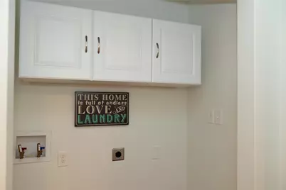 4713 Holiday Lane W, North Richland Hills, TX 76180 - Photo 15