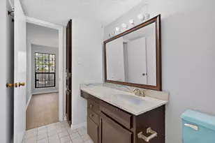 8560 Park Ln, Dallas, TX 75231 - Photo 29