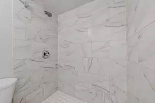 8560 Park Ln, Dallas, TX 75231 - Photo 23