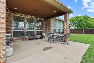 603 E Saunders St, Trenton, TX 75490 - Photo 27