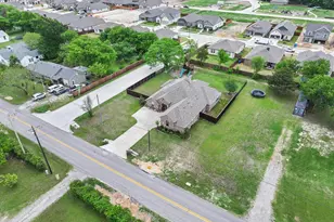 603 E Saunders St, Trenton, TX 75490 - Photo 29