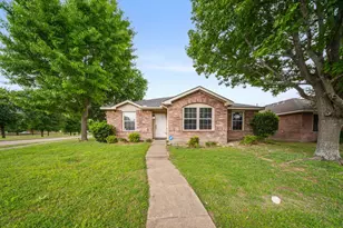 2929 McCormick Dr, Lancaster, TX 75134 - Photo 25