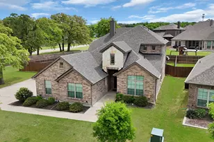 1905 Silver Falls Dr, Burleson, TX 76028 - Photo 33