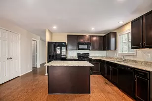 304 Chert Ln, Fort Worth, TX 76131 - Photo 9