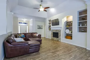 6507 Fannin Farm Way, Arlington, TX 76001 - Photo 3