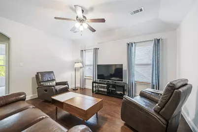 1701 Belle Place, Fort Worth, TX 76107 - Photo 19