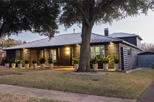 10872 Caprock Cir, Dallas, TX 75218 - Photo 23