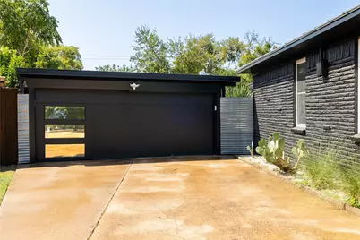10872 Caprock Circle, Dallas, TX 75218 - Photo 3