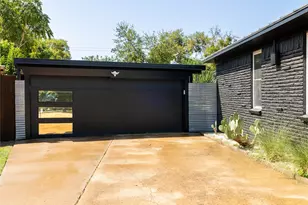 10872 Caprock Cir, Dallas, TX 75218 - Photo 3