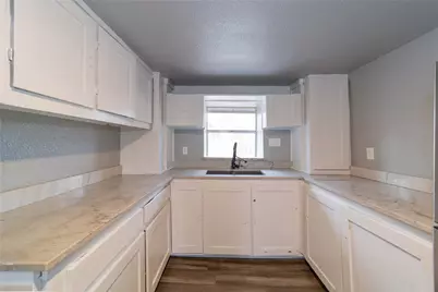 4832 Williams Spring Road, Fort Worth, TX 76135 - Photo 15