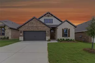 3510 Helena St, Gainesville, TX 76240 - Photo 1