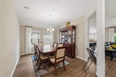 9201 Acre Meadows Lane, Arlington, TX 76002 - Photo 11