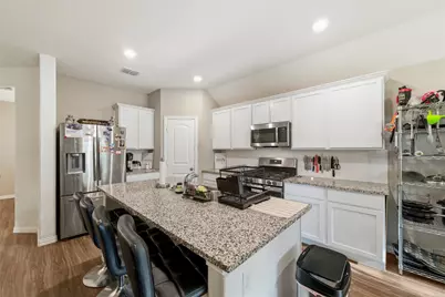 9201 Acre Meadows Lane, Arlington, TX 76002 - Photo 9
