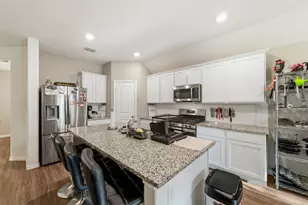9201 Acre Meadows Ln, Arlington, TX 76002 - Photo 9