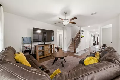 9201 Acre Meadows Lane, Arlington, TX 76002 - Photo 5