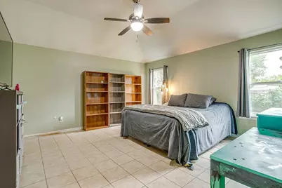 620 Horn Street, Crowley, TX 76036 - Photo 25