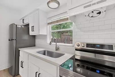 1210 Grant Street, Dallas, TX 75203 - Photo 5
