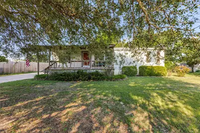 131 Squires Court, Ferris, TX 75125 - Photo 1