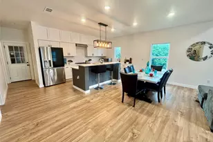 5114 Stoneridge Dr, Granbury, TX 76048 - Photo 3