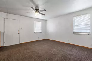 724 E Mustang St, Crowley, TX 76036 - Photo 7
