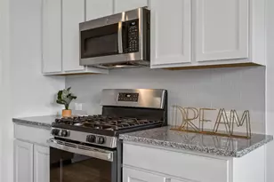 3028 Howerton Dr, Little Elm, TX 75068 - Photo 9