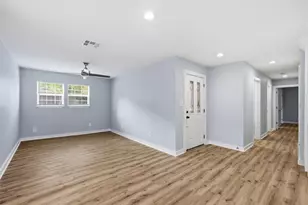 2512 McKenzie Ave, Waco, TX 76708 - Photo 5