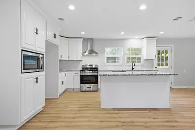 2512 McKenzie Avenue, Waco, TX 76708 - Photo 9