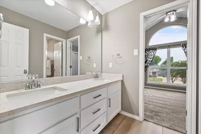 5401 Emerald Park Boulevard, Arlington, TX 76017 - Photo 15