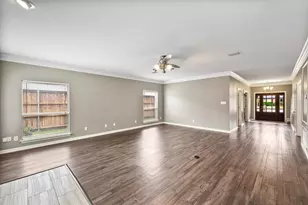 5401 Emerald Park Blvd, Arlington, TX 76017 - Photo 11