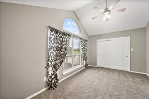 5401 Emerald Park Blvd, Arlington, TX 76017 - Photo 27