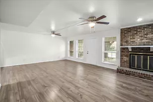 3118 Roundtree Ln, Garland, TX 75044 - Photo 5