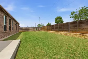 10109 Table Bluff St, Aubrey, TX 76227 - Photo 29