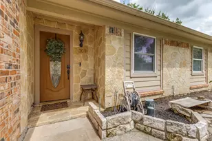 309 Georgetown Dr, Everman, TX 76140 - Photo 3
