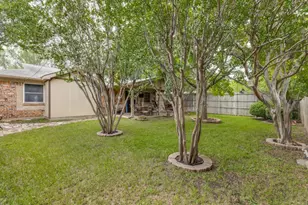 309 Georgetown Dr, Everman, TX 76140 - Photo 25