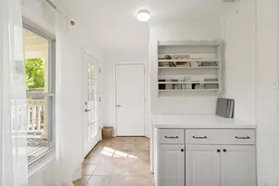 559 Aqua Dr, Dallas, TX 75218 - Photo 15