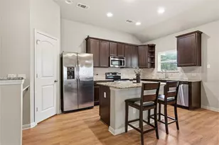 10808 Aurora Dr, Waco, TX 76708 - Photo 9