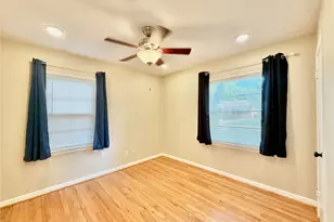 805 20th St, Plano, TX 75074 - Photo 9