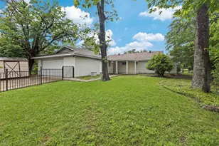 11336 Drummond Dr, Dallas, TX 75228 - Photo 27