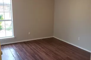 940 S Old Orchard Ln, Lewisville, TX 75067 - Photo 9
