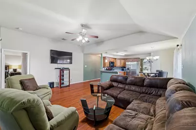 612 Owen Trail, Grand Prairie, TX 75051 - Photo 15