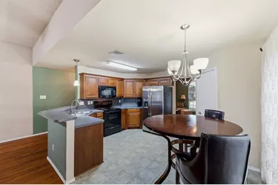 612 Owen Trail, Grand Prairie, TX 75051 - Photo 9