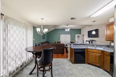 612 Owen Trail, Grand Prairie, TX 75051 - Photo 7